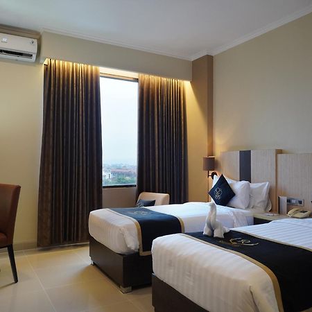 Riss Hotel Malioboro Yogyakarta Eksteriør billede