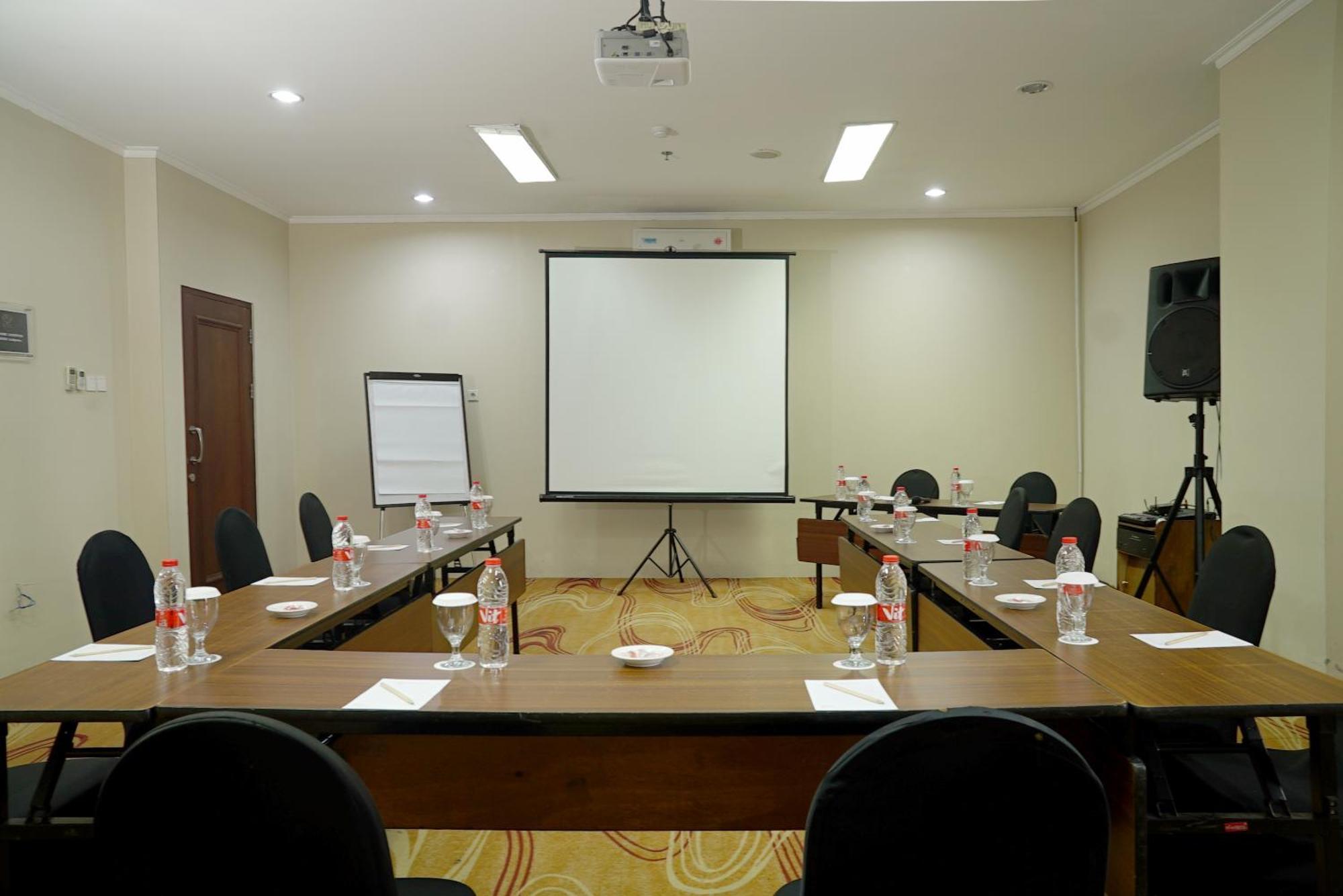 Riss Hotel Malioboro Yogyakarta Eksteriør billede