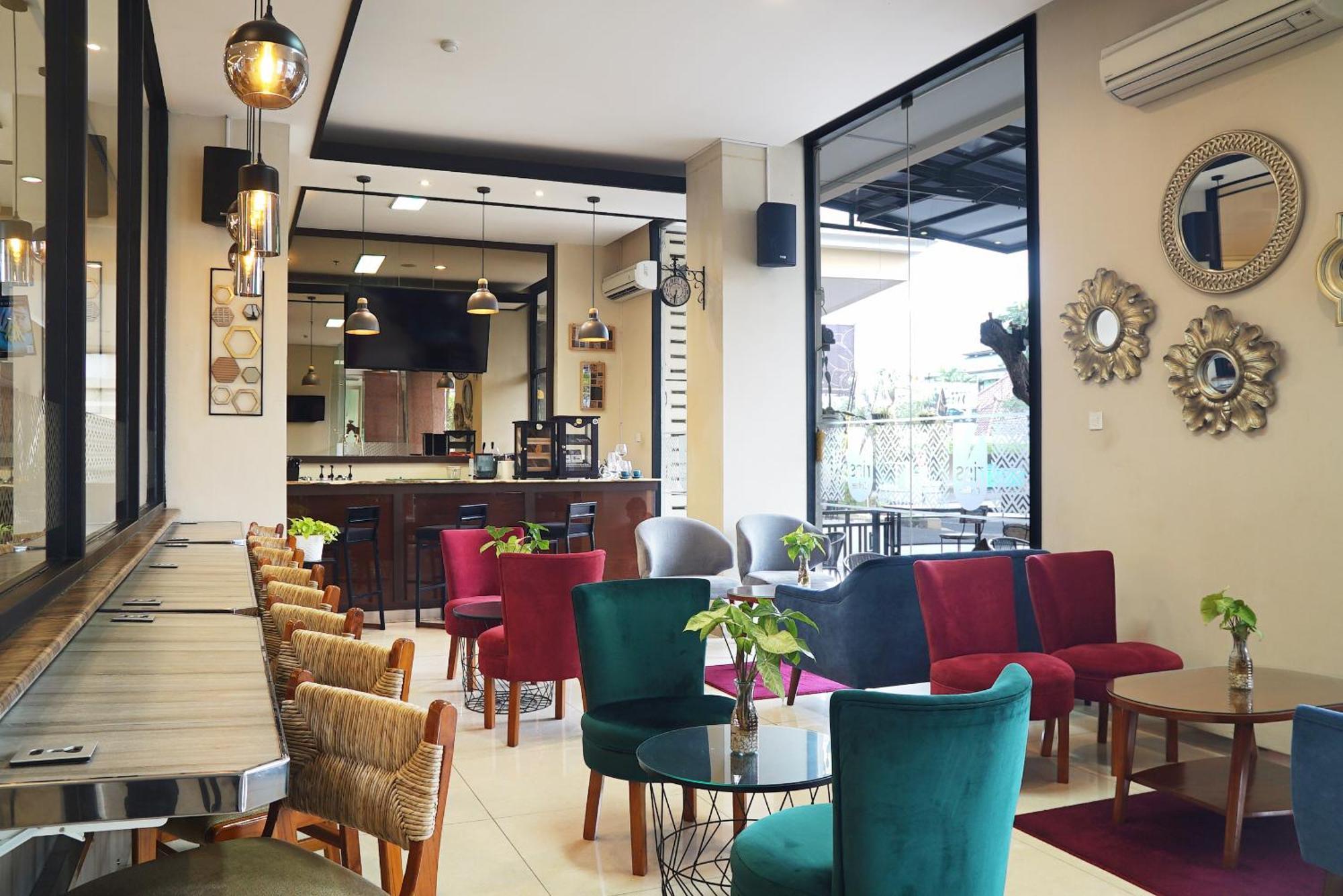 Riss Hotel Malioboro Yogyakarta Eksteriør billede