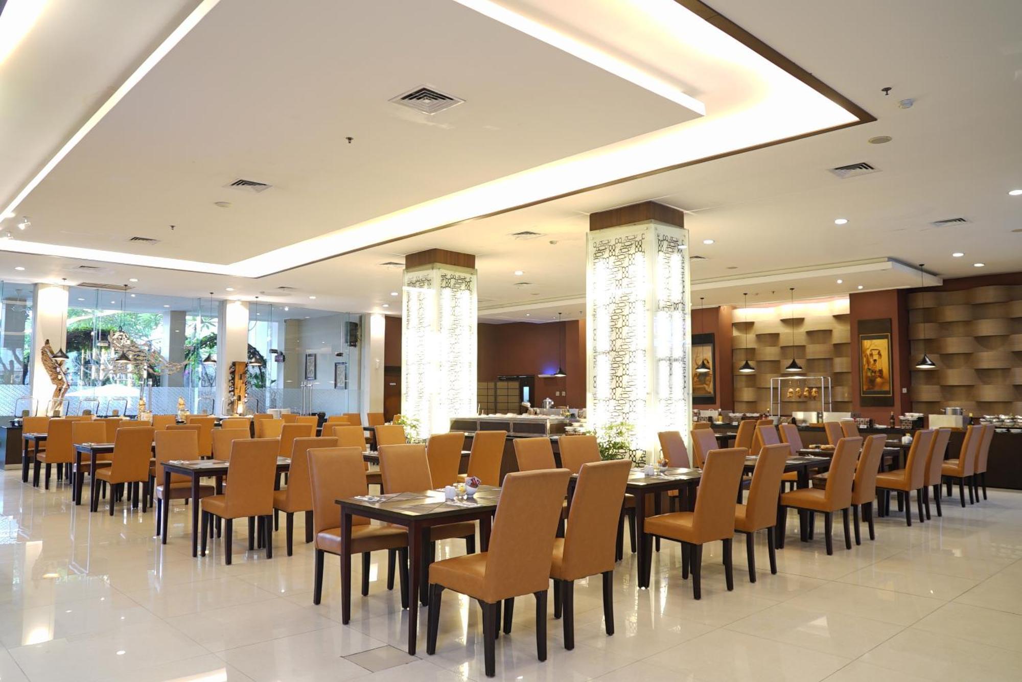 Riss Hotel Malioboro Yogyakarta Eksteriør billede